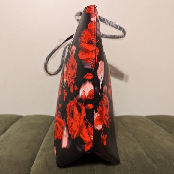NWOT Victoria’s Secret Black Floral Barbiecore Rose Pattern Large Tote Bag - Picture 11 of 13